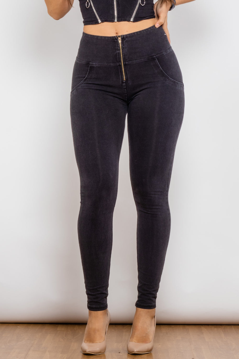 Full Size Zip-Up Skinny Jeans - Shirley's